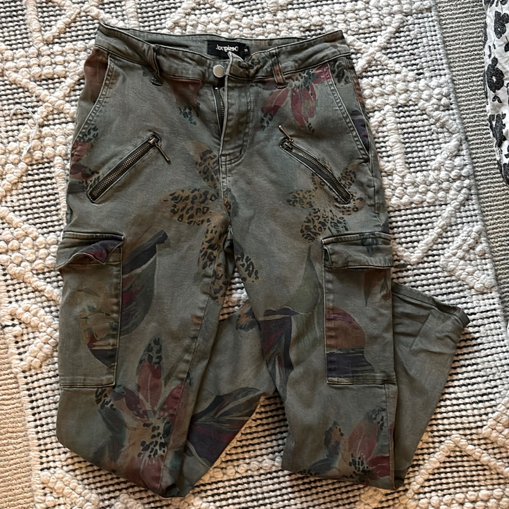 Desigual Printed Khaki Slim Cargo jeans